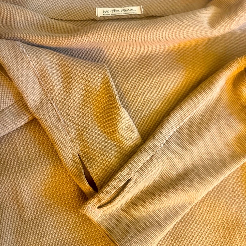 EUC We the Free Off-the-Shoulder Long Sleeve Top - Picture 4 of 6